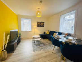 Stunning 2-Bed Apartment in Greenock - Sleeps 6